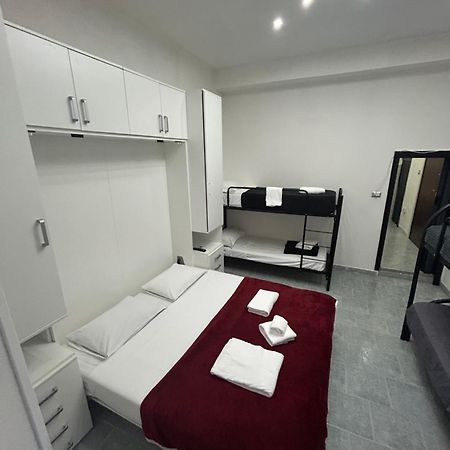 Da Concettina House Apartment Наполи Екстериор снимка
