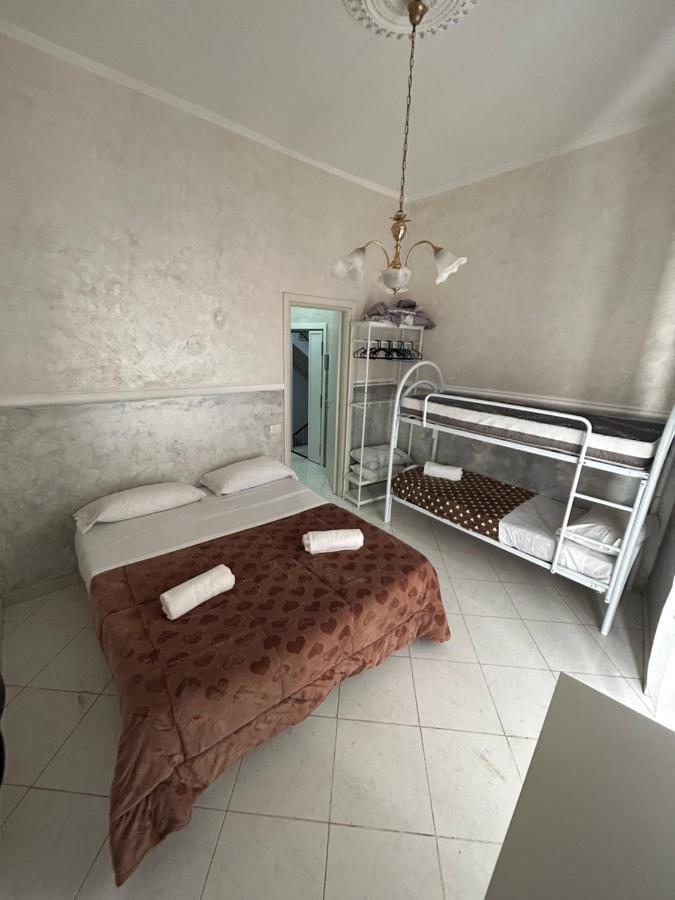 Da Concettina House Apartment Наполи Екстериор снимка