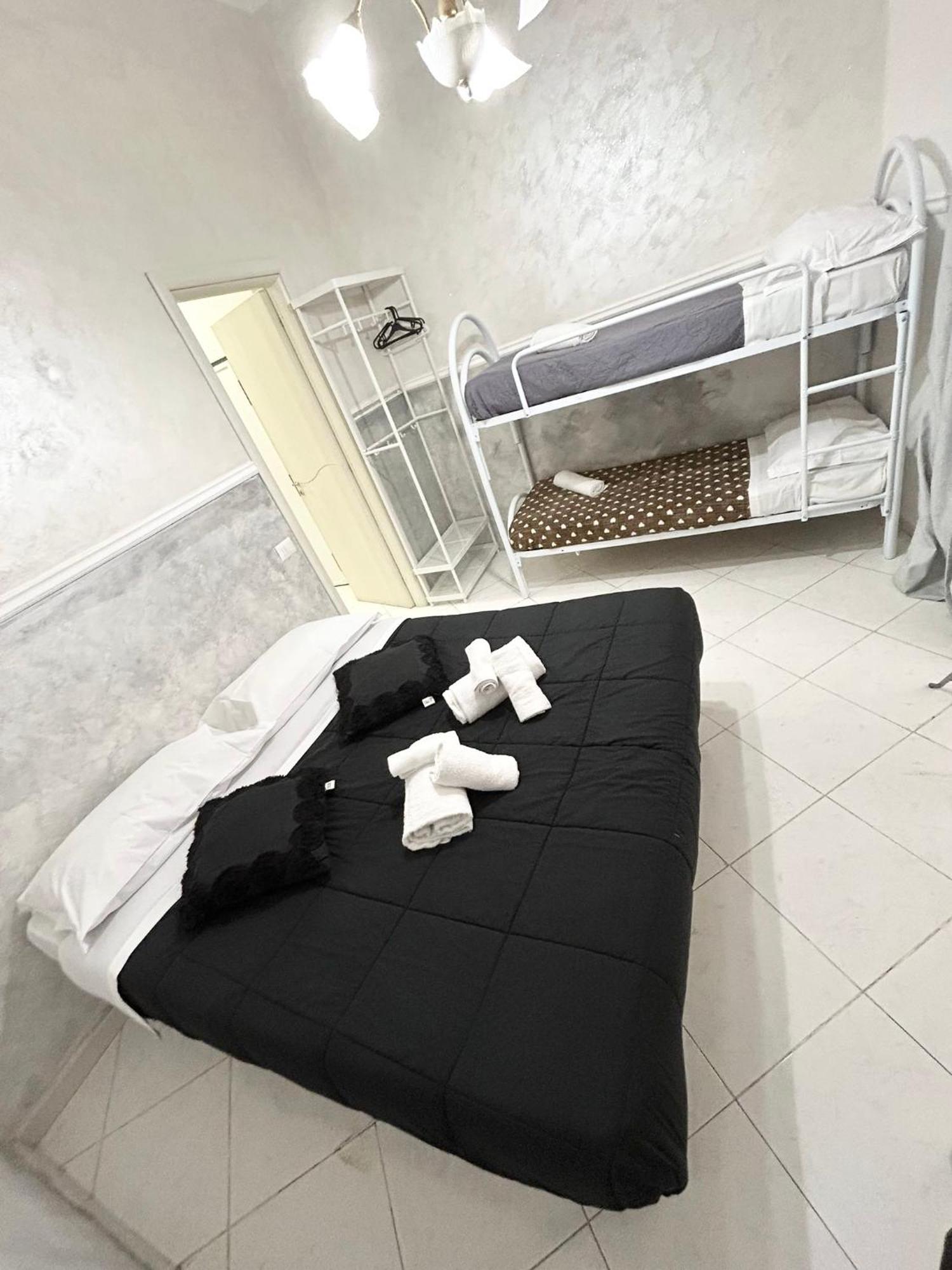 Da Concettina House Apartment Наполи Екстериор снимка