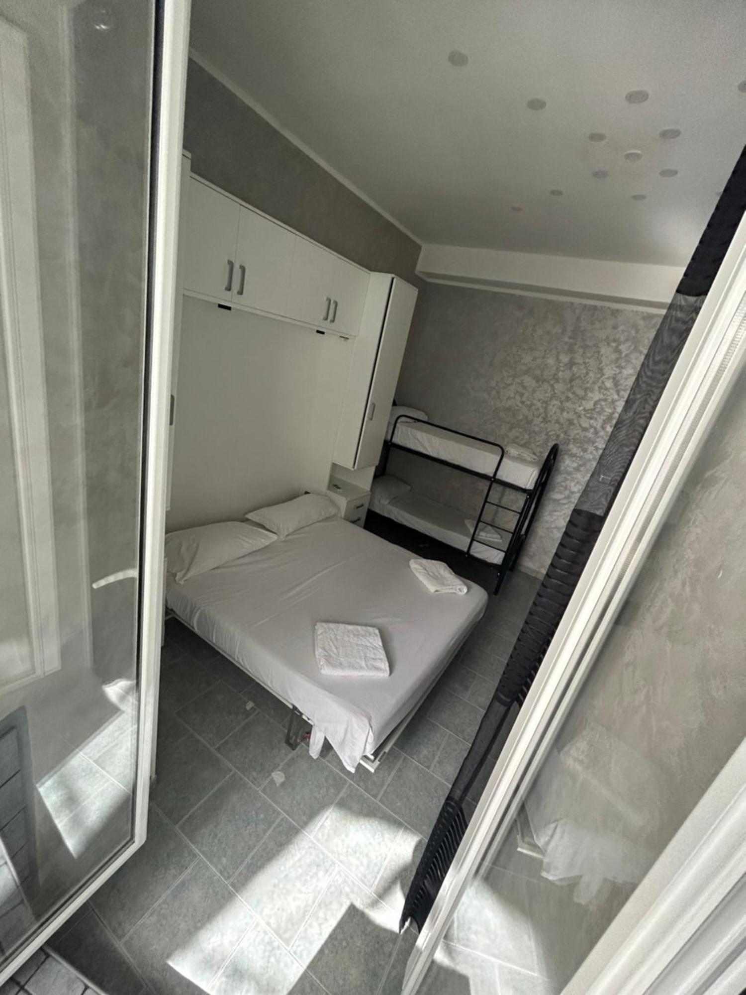Da Concettina House Apartment Наполи Екстериор снимка