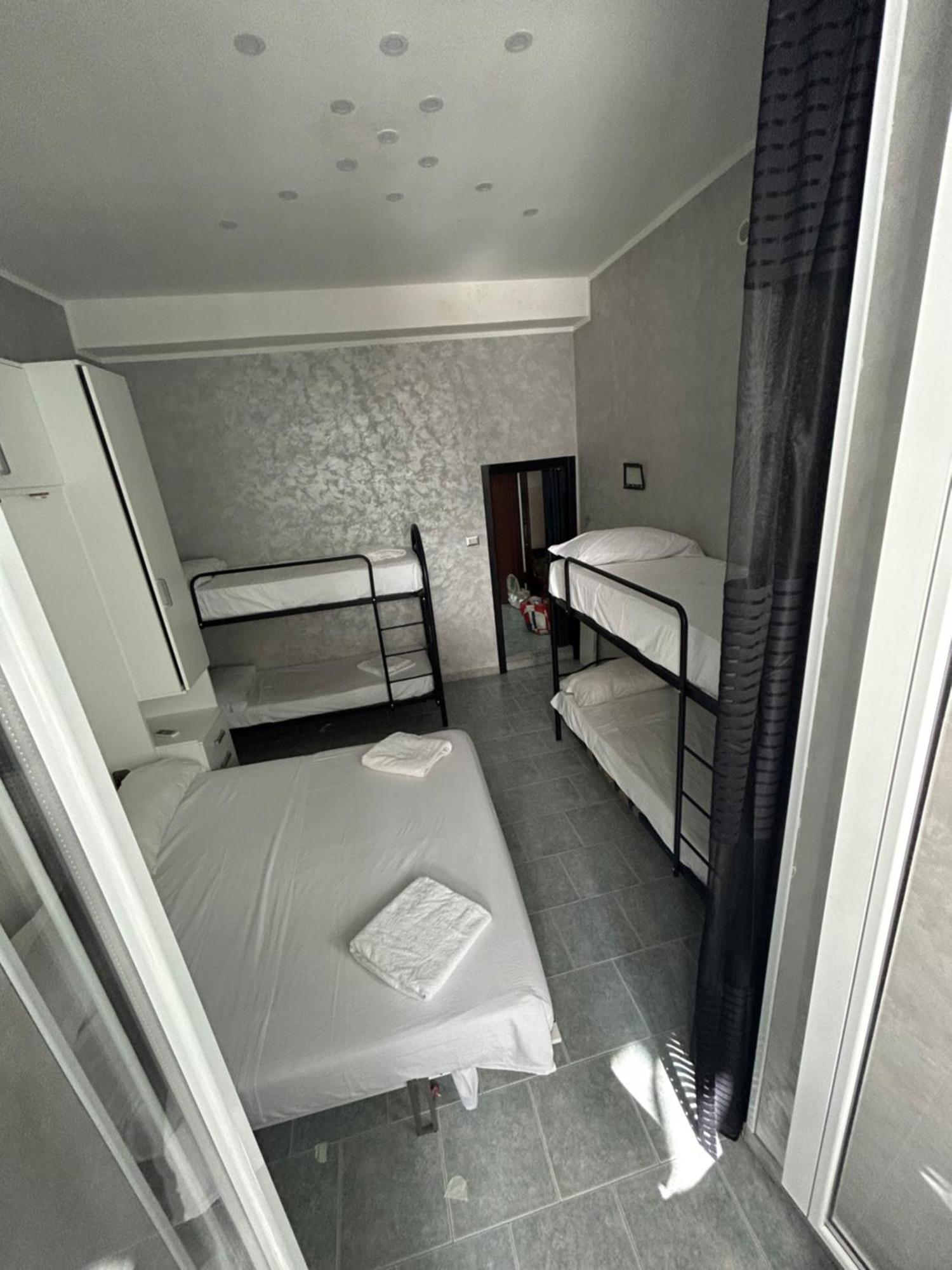 Da Concettina House Apartment Наполи Екстериор снимка