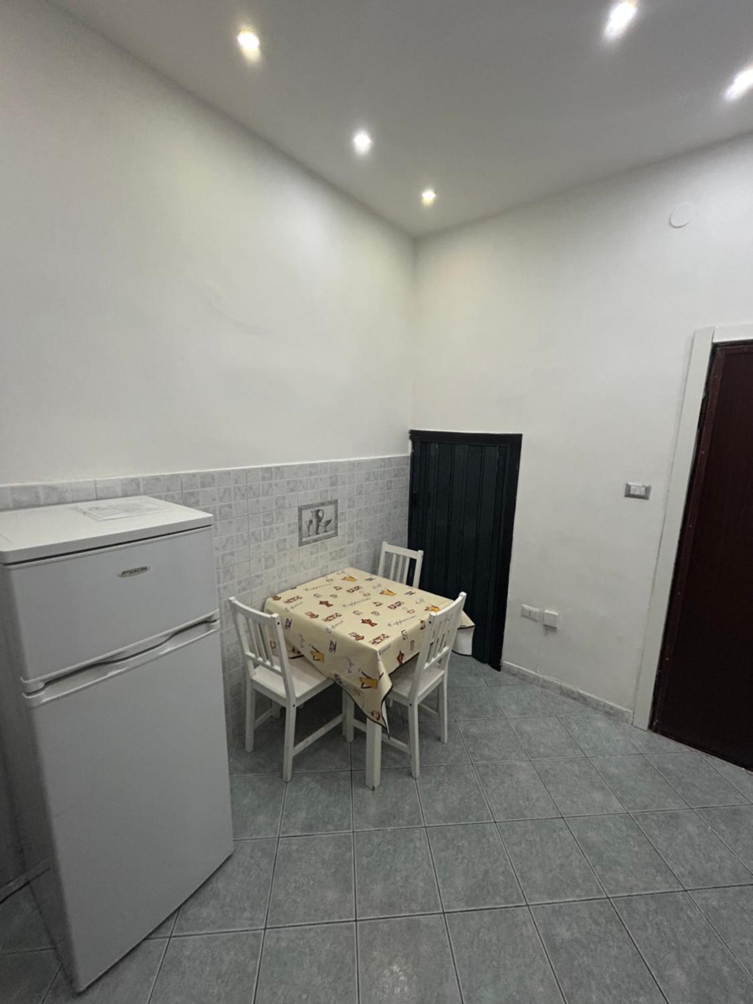 Da Concettina House Apartment Наполи Екстериор снимка